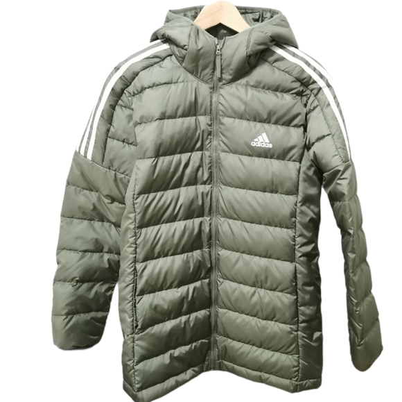 ❌SOLD In another platform❌Adidas Puffer jacket - Picture 6 of 7